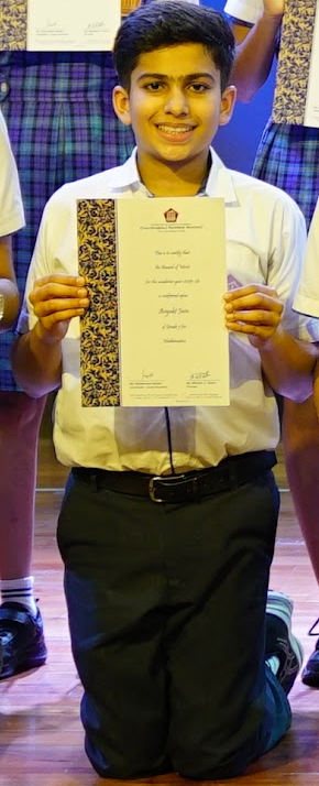Avyukt receiving the Academic Award of Merit in Mathematics